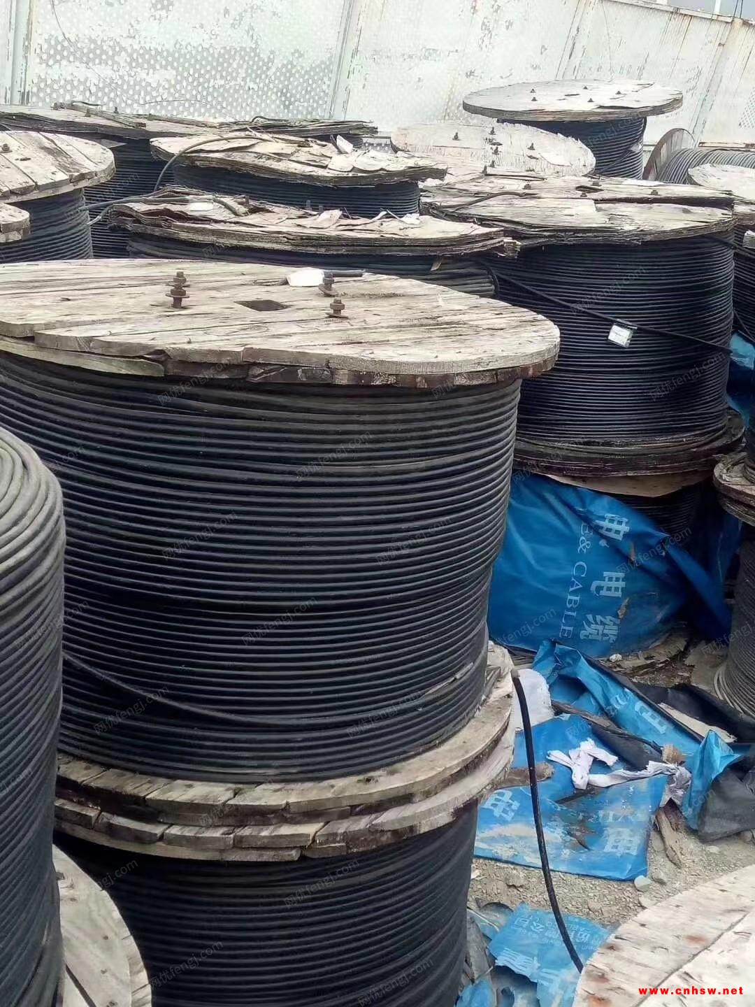 全国高价上门回收电线电缆，变压器等电力物资。