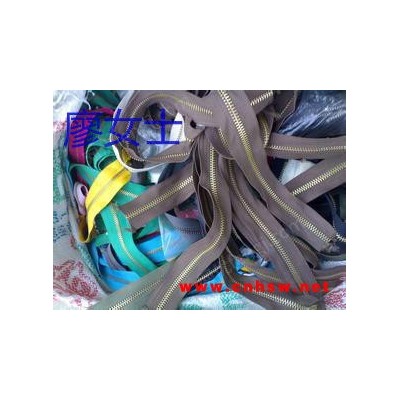 东莞大量回收库存皮革  布料 手袋料 鞋材料 辅料等