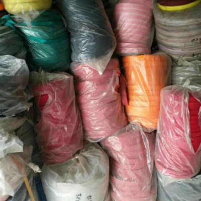 全国高价收购库存，布料，皮革，五金，拉链，辅料等