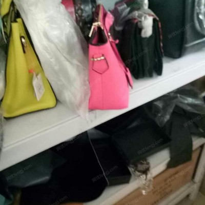 高价收购库存皮革.布料，，五金，拉链，织带，松紧，魔术贴，辅料等