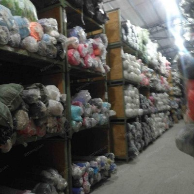 全国高价收购库存皮革，布料，五金，拉链，辅料等