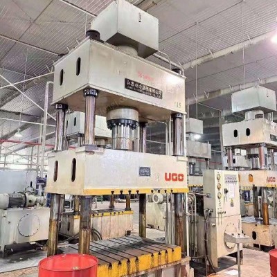 出售精品扬力315吨，200吨，100吨二手四柱液压机