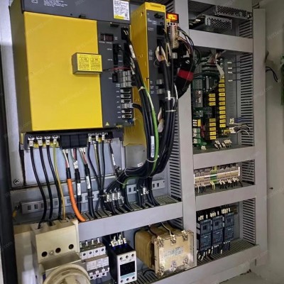 在位润星T5、已定出几十台！有MF系统M70系统，重型床身，大阳式16把伺服刀库，BT30直联20000转主轴，机器原汁原味机况好，并且价格实惠！