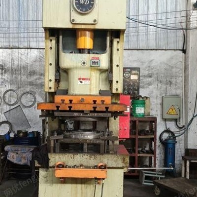 江苏苏州处理13台机床设备，总价95万 有意者请电联