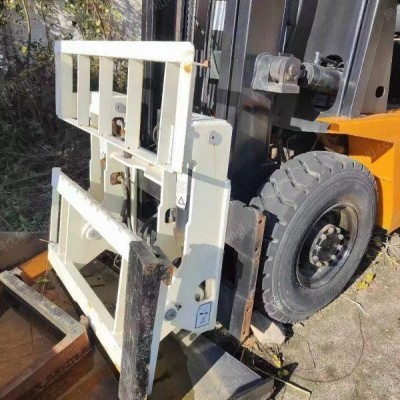 浙江金华低价处理一台杭州叉车3吨，