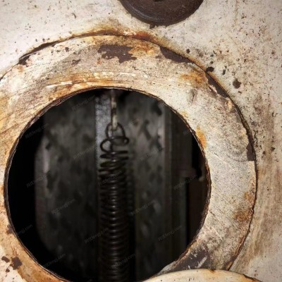 出售M1332B×1500精品上海1332×1.5米外圆磨床一台