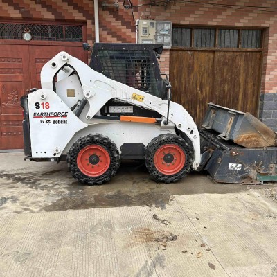 山猫滑移清扫机.山猫S18滑移出售