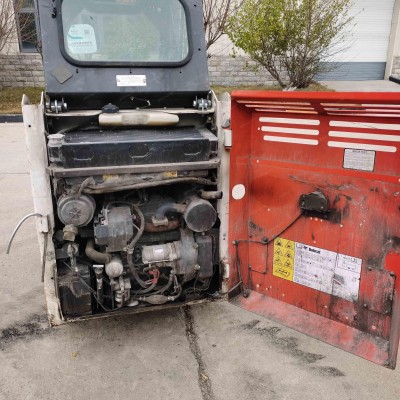 二手山猫S70滑移装载机出售