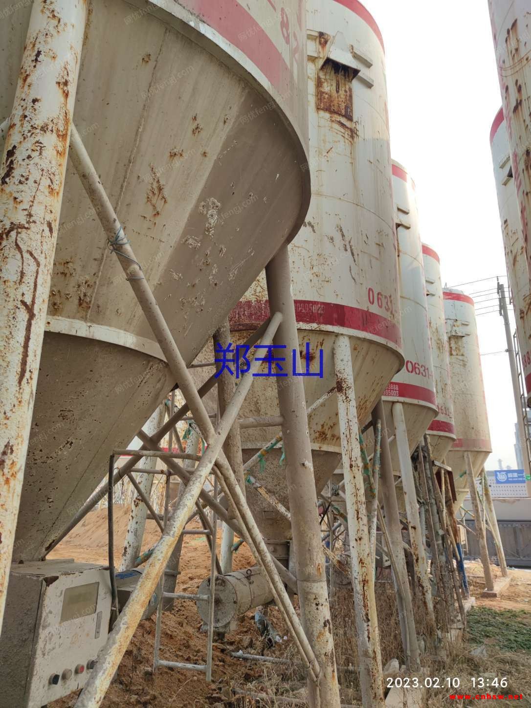 本人出售二手砂浆罐