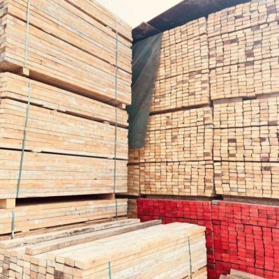 广东常年专业购销工地方木，废柴