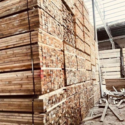 深圳常年购销各种规格建筑模版（新旧整板）散板等