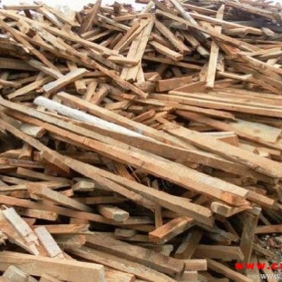 江苏泰州长期高价回收木方模板50吨