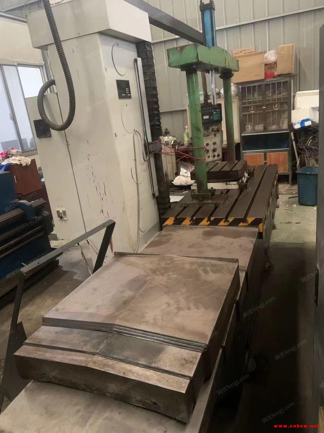 新到南通双阳单臂铣一台在位出售