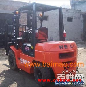 买叉车新合力叉车哪里有经销商公司两台库存**叉车