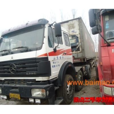 北方奔驰双导向牵引车
