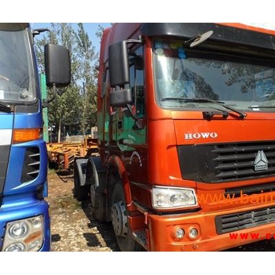 豪沃双导向牵引车