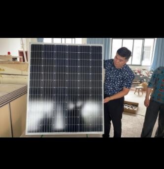 公司现货供应330-460W的单晶太阳能发电板组件图3